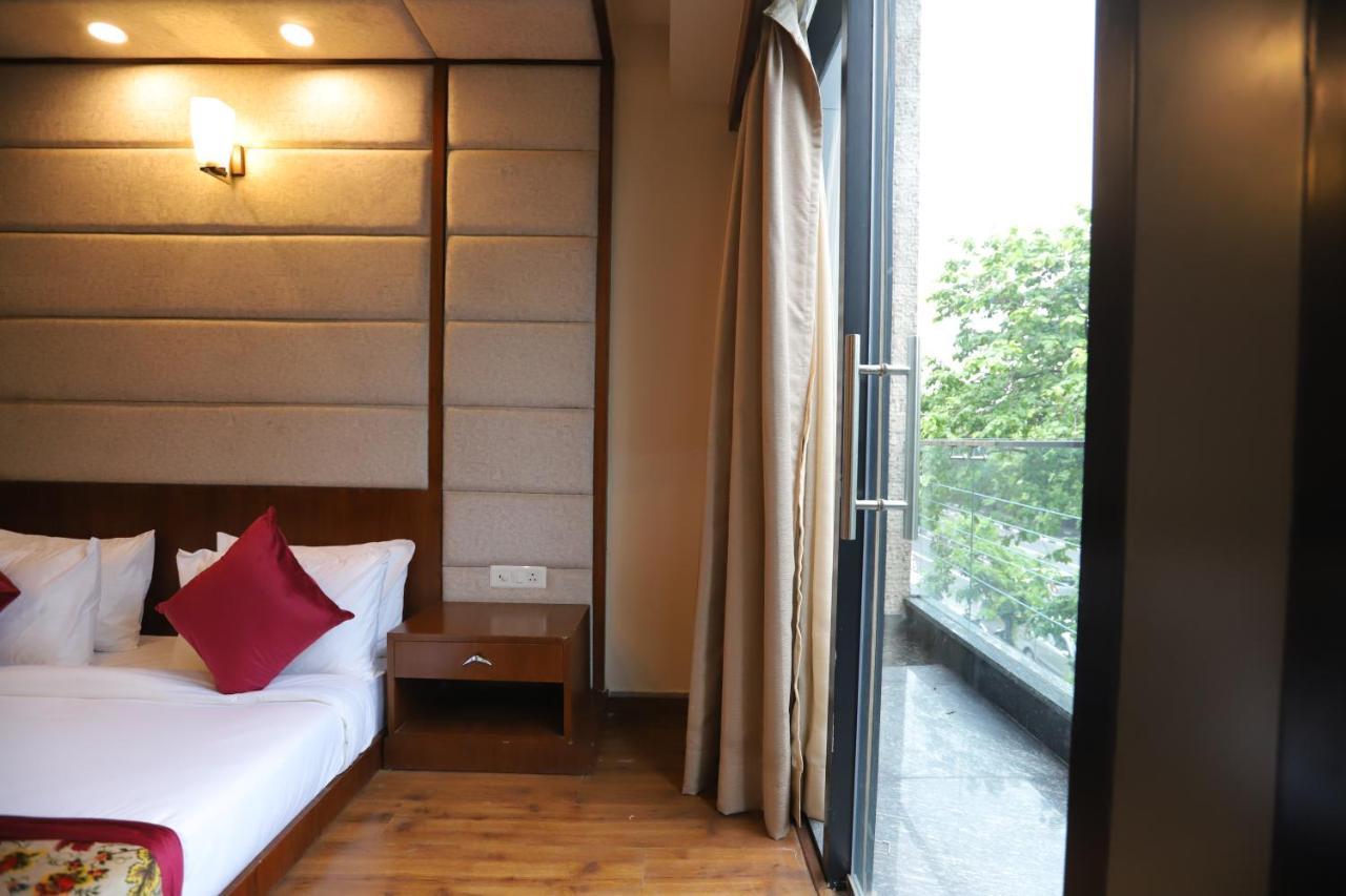 Ip Royal Hotel - Yeni Delhi Dış mekan fotoğraf