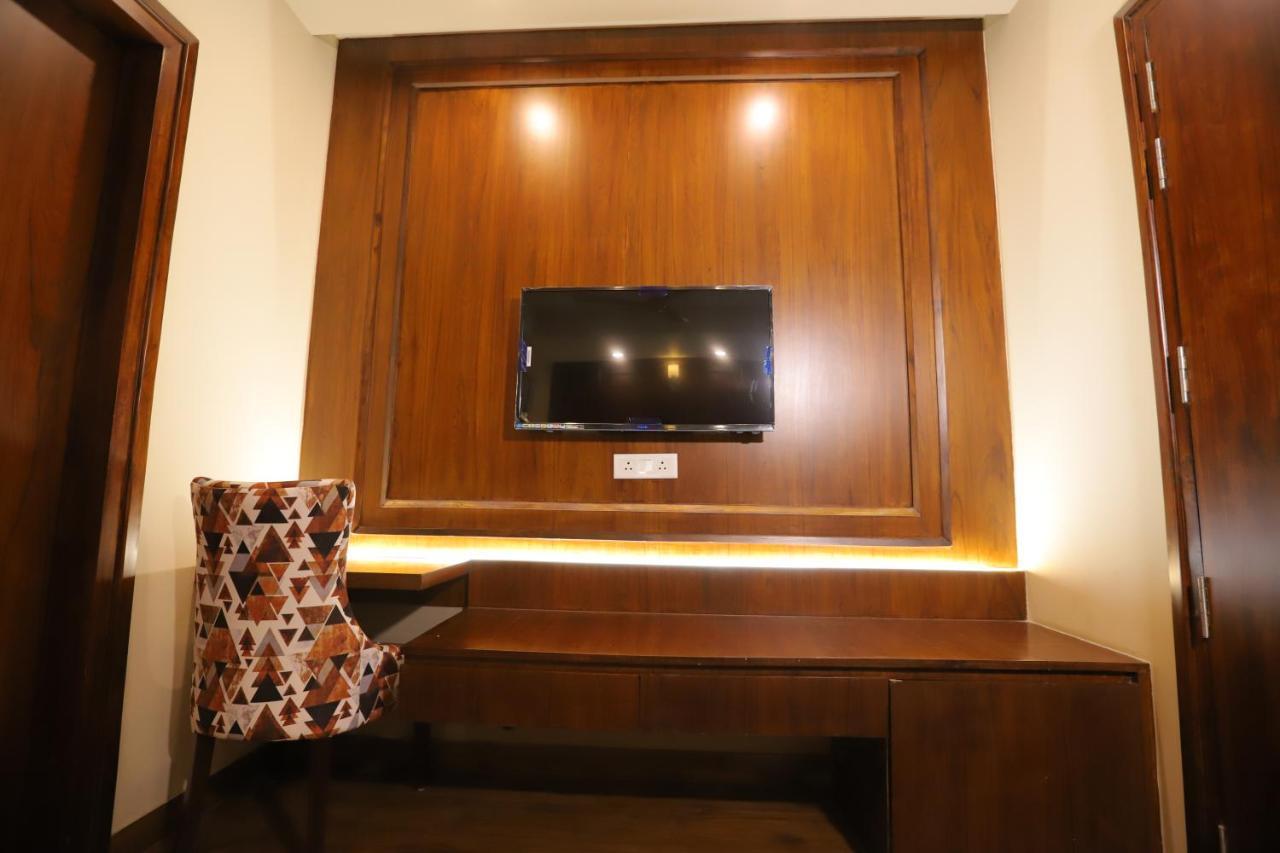 Ip Royal Hotel - Yeni Delhi Dış mekan fotoğraf