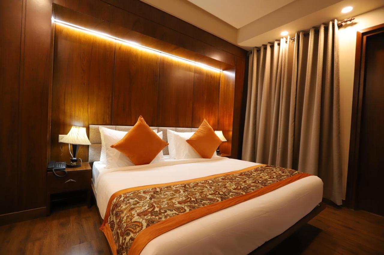 Ip Royal Hotel - Yeni Delhi Dış mekan fotoğraf