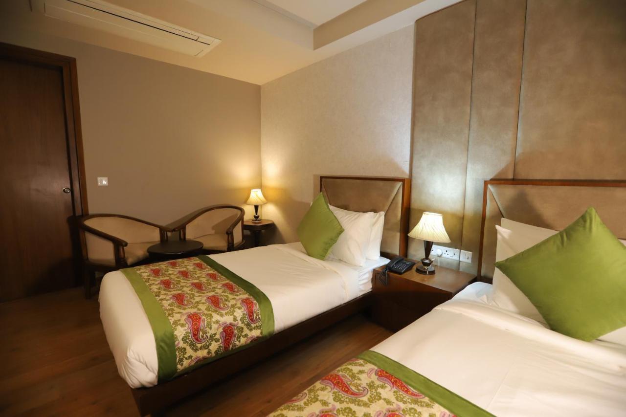 Ip Royal Hotel - Yeni Delhi Dış mekan fotoğraf